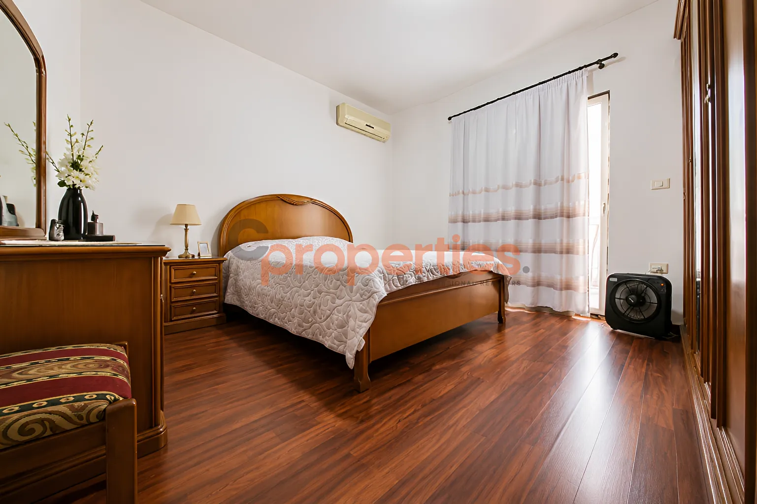 Apartment for Sale in Mar Elias - 3 bed, 2 bath