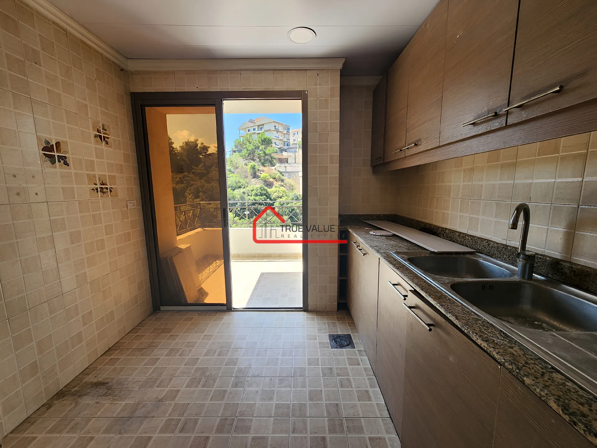 Apartment for sale in Bchamoun