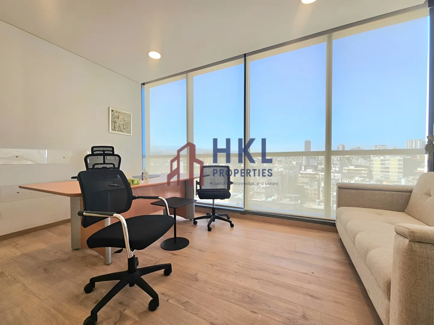Office for rent in Sin El Fil