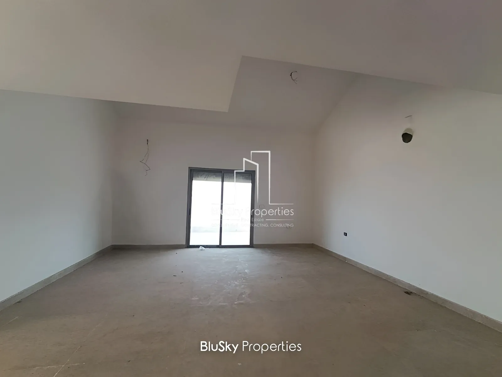Duplex for Sale in Fatka - 3 bed, 5 bath