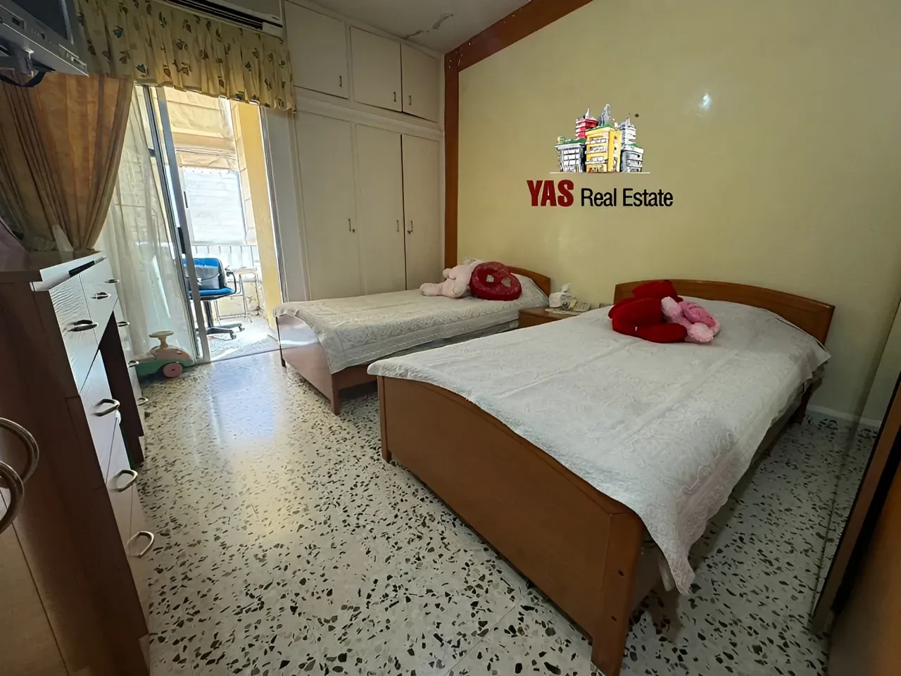 Apartment for Sale in Ballouneh - 3 bed, 3 bath