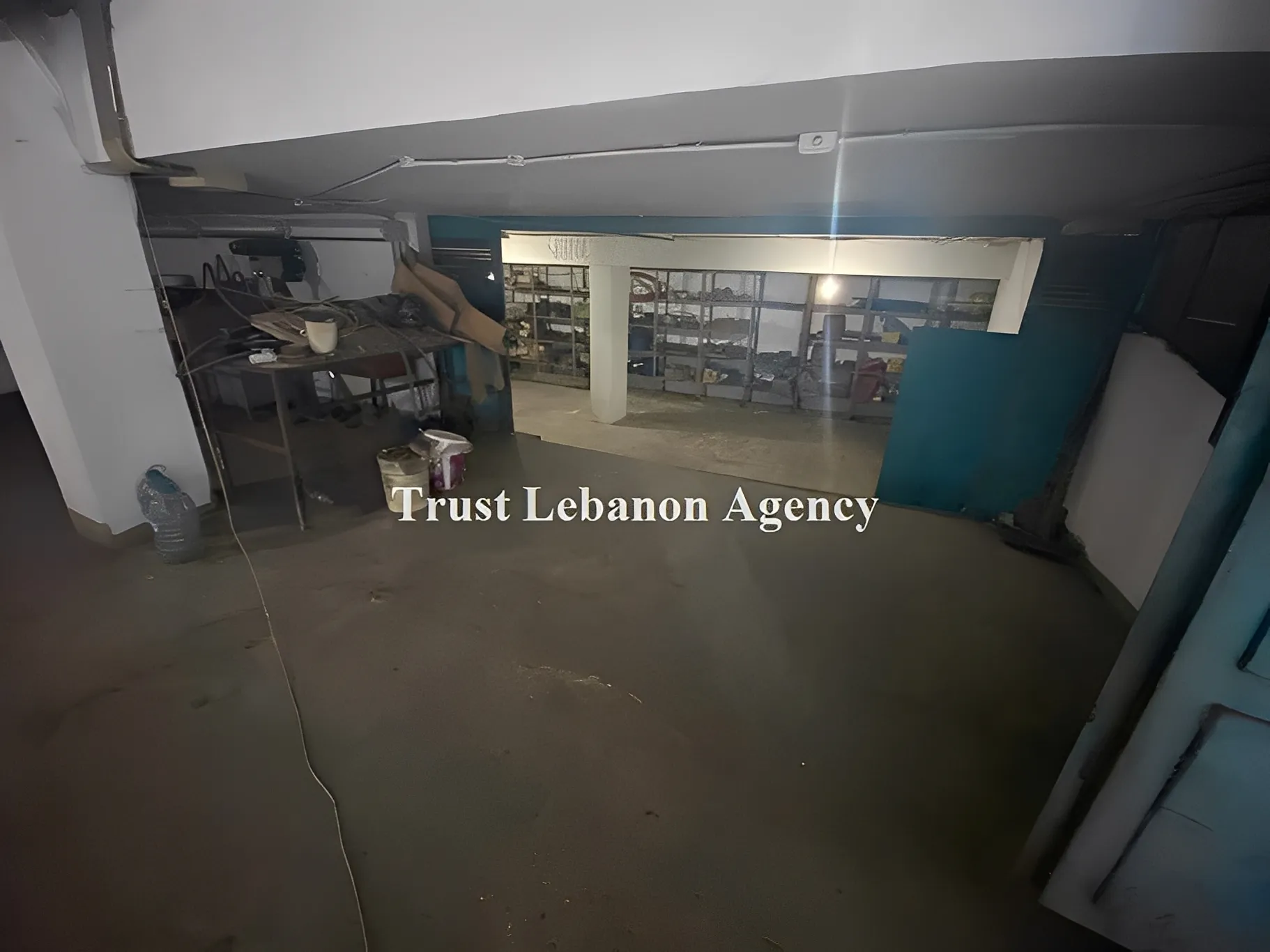 Shop for sale in Metn, Nahr El Mott