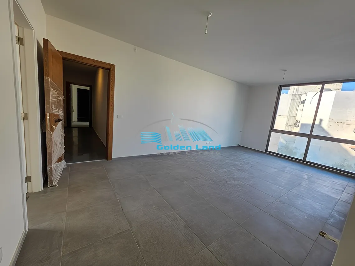 Apartment for Sale in Mazraat Yachoua, Lebanon - 2 bed, 2 bath