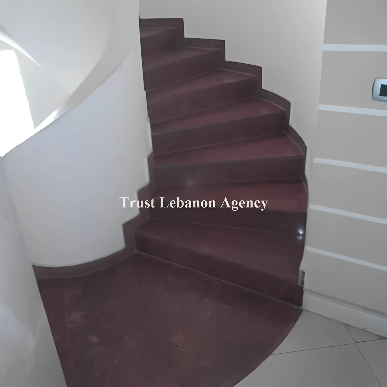 Apartment for Sale in Ramlet El Bayda Beirut