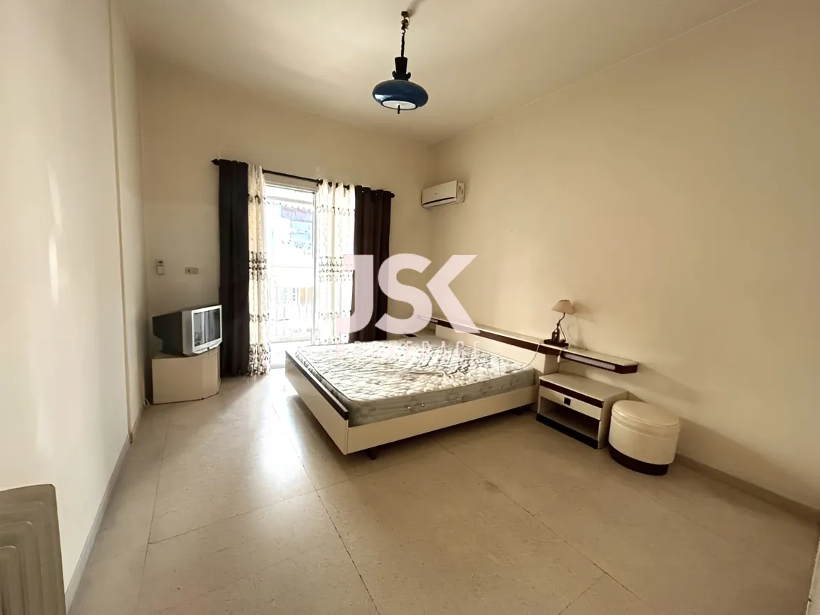 Apartment for sale in Sakiet El Janzeer, Bayrut, Lebanon