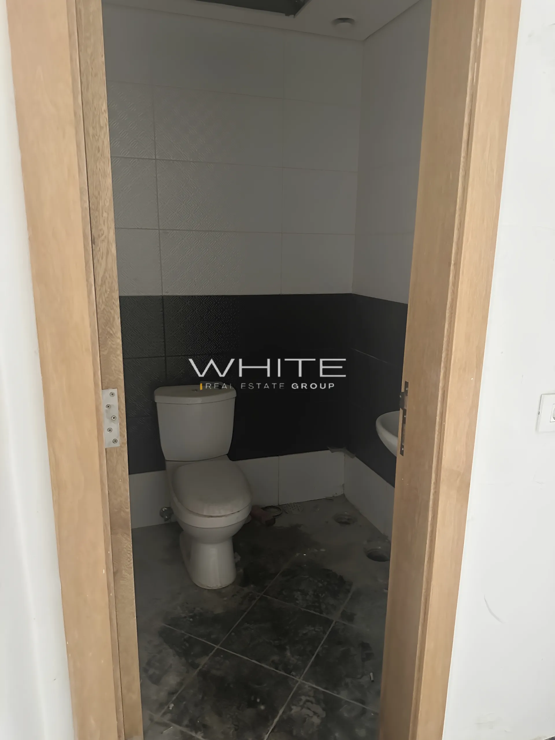 Shop for rent in Naqqache, lebanon