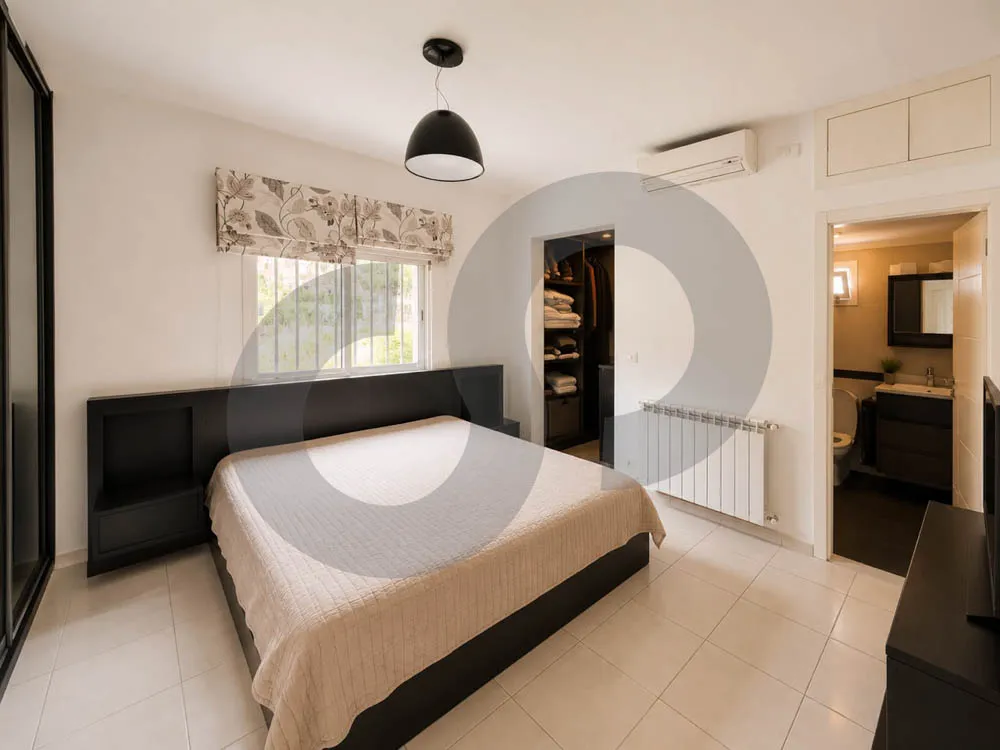 Apartment for Sale in Beit Meri
