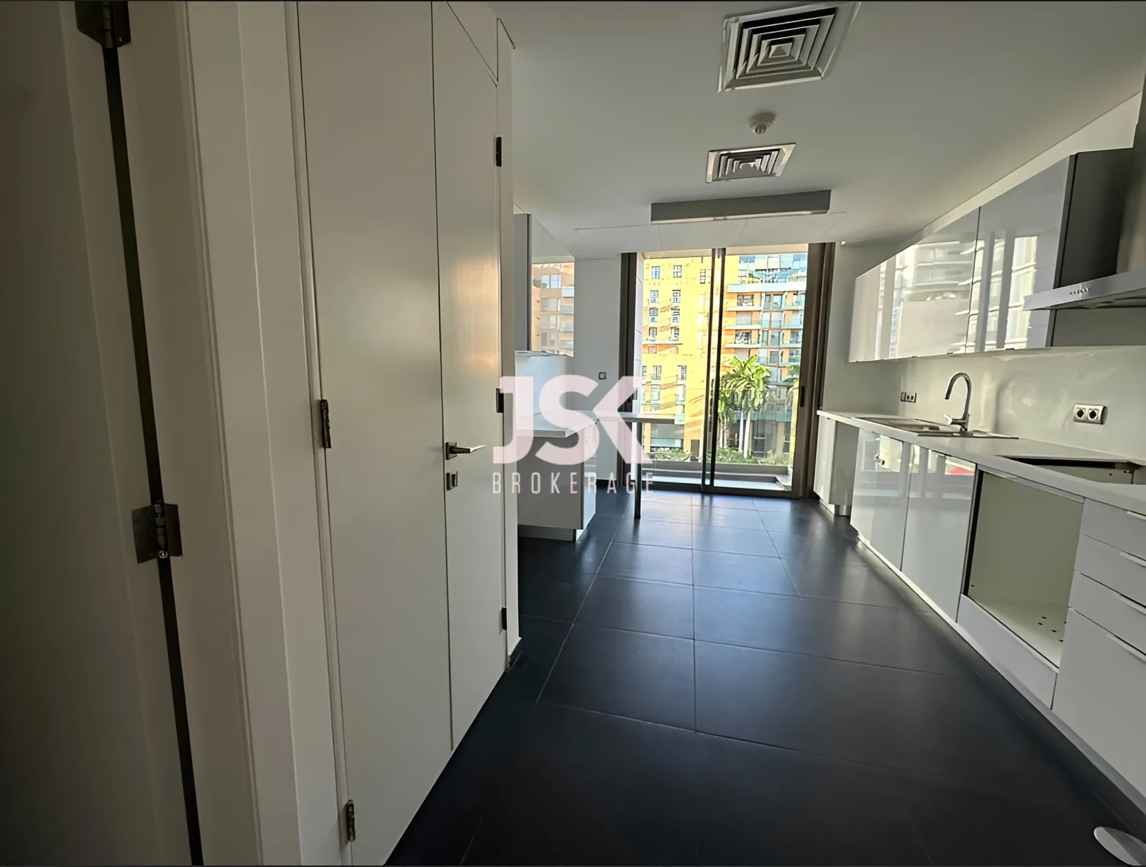 Apartment for Rent in Downtown