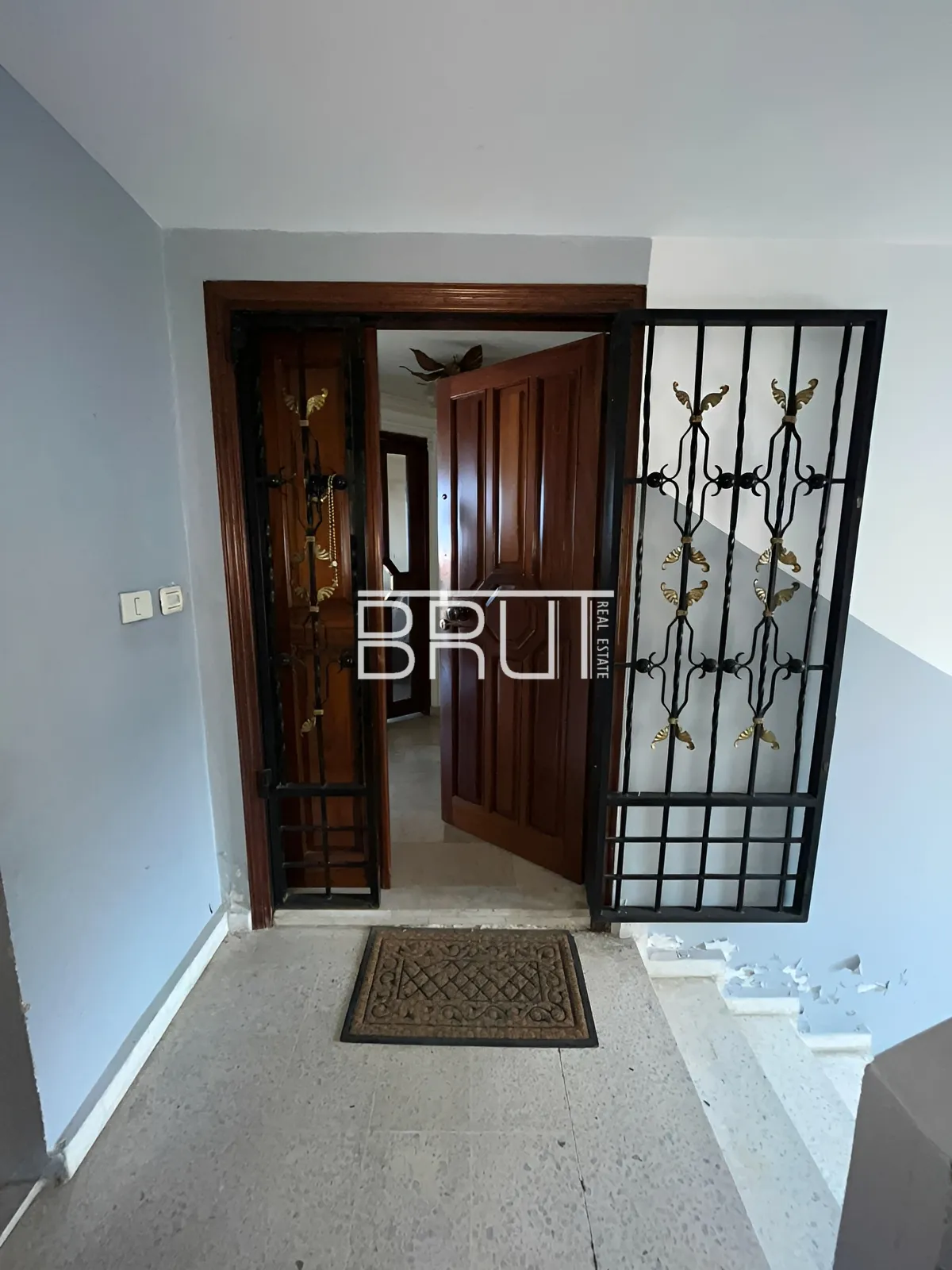 Apartment for Sale in Zouk Mikael