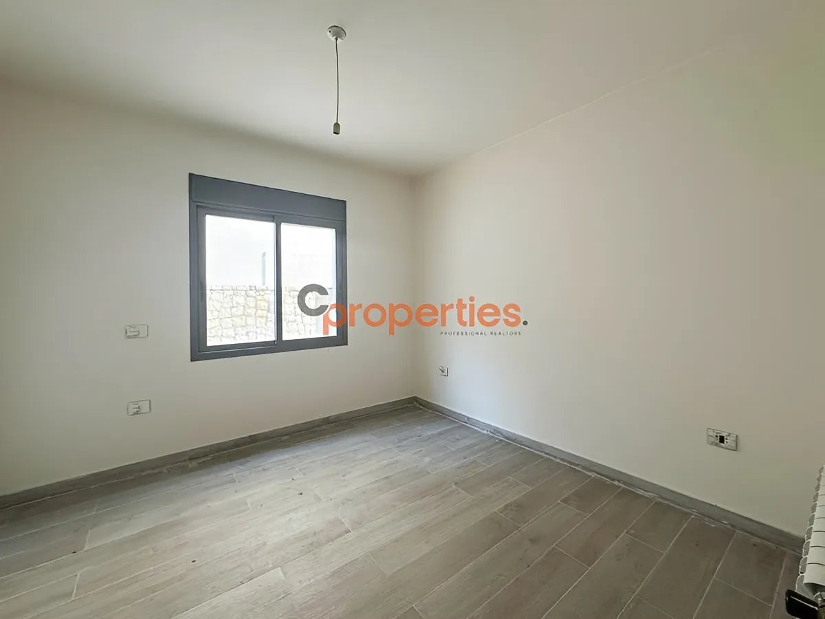 Apartment for Sale in Ain Saadeh
