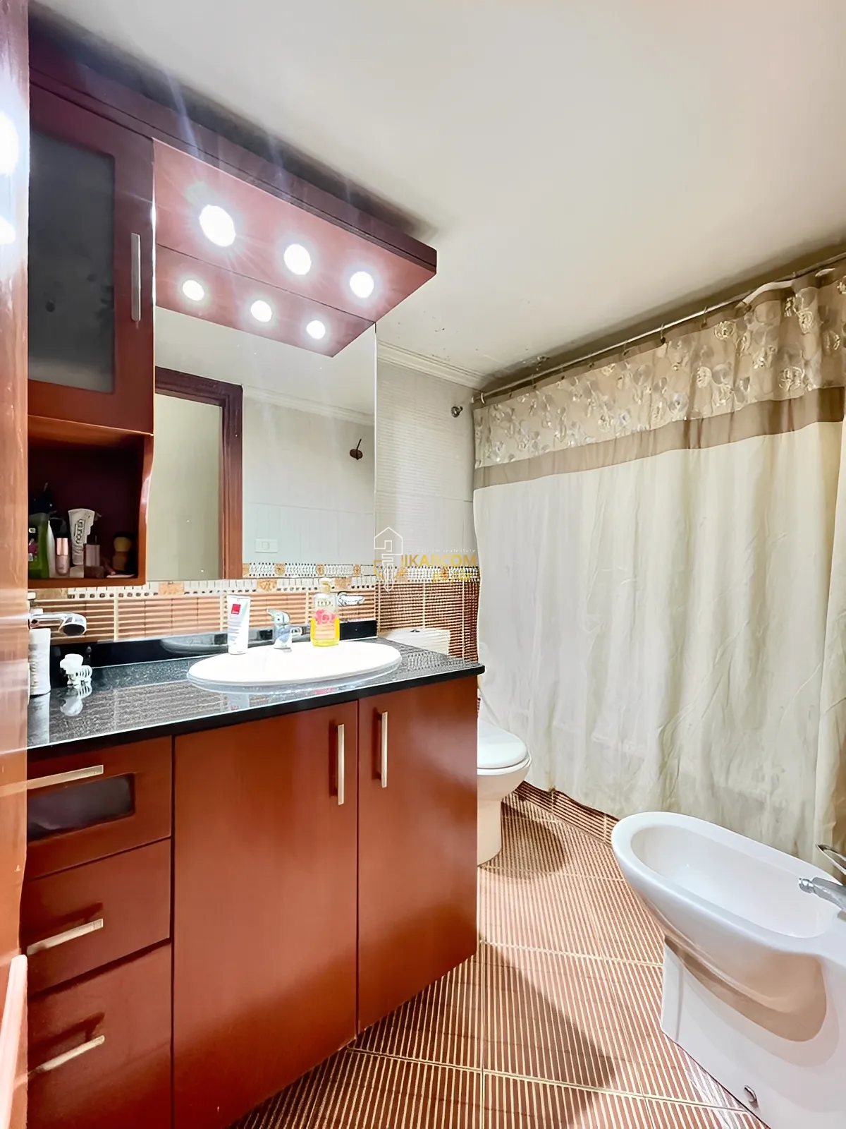 Apartment for Sale in Mansouriyeh