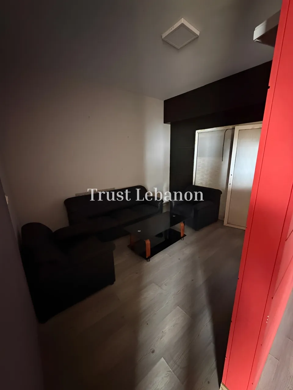 Office for rent in Hadath