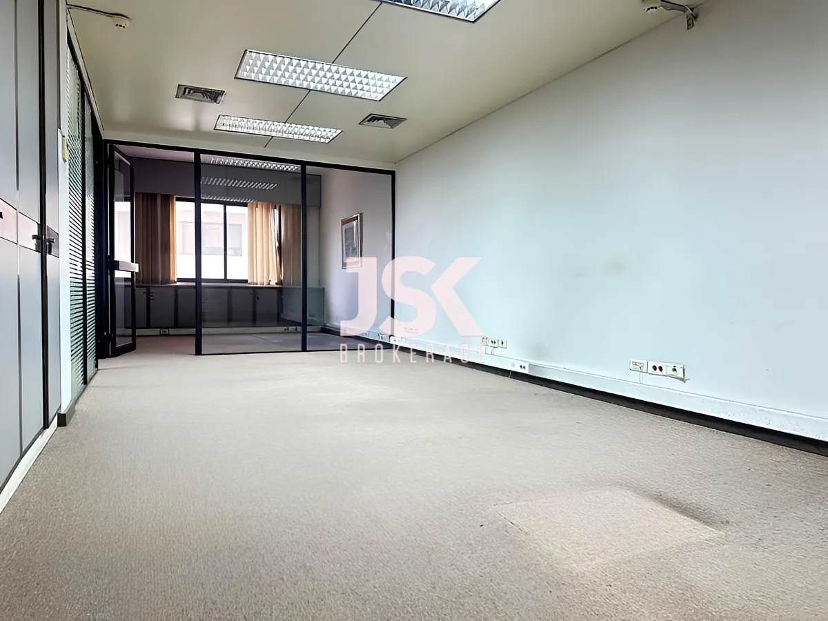 Office for rent in Daoura