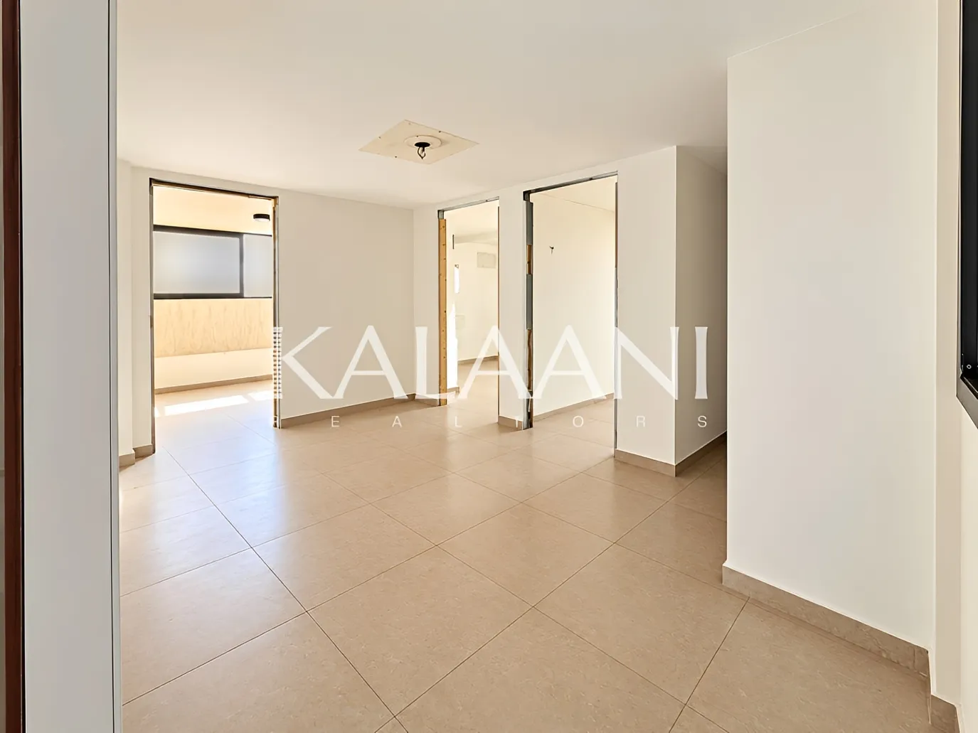 Shop for rent in Jdeideh