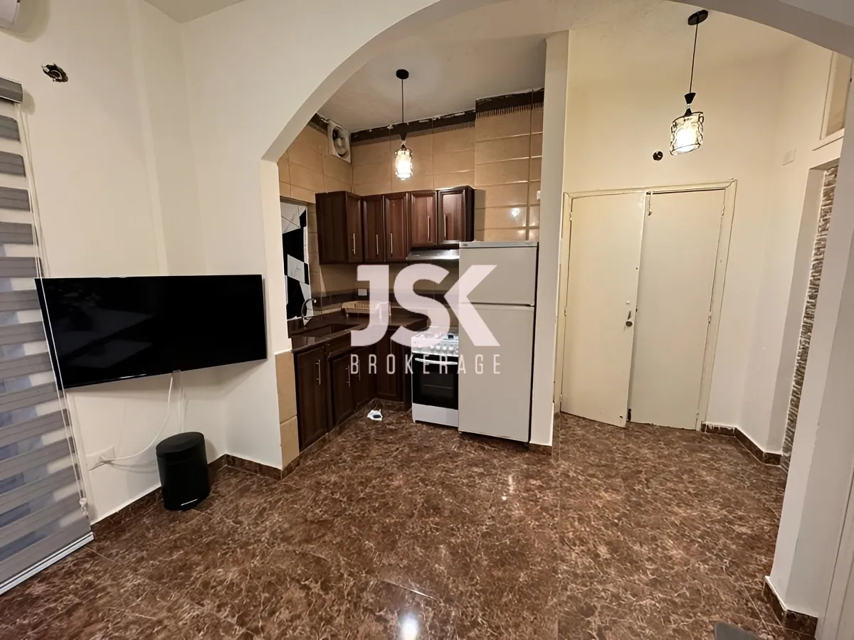 Apartment for Rent in Manara, Beirut, Lebanon - 1 bed, 1 bath