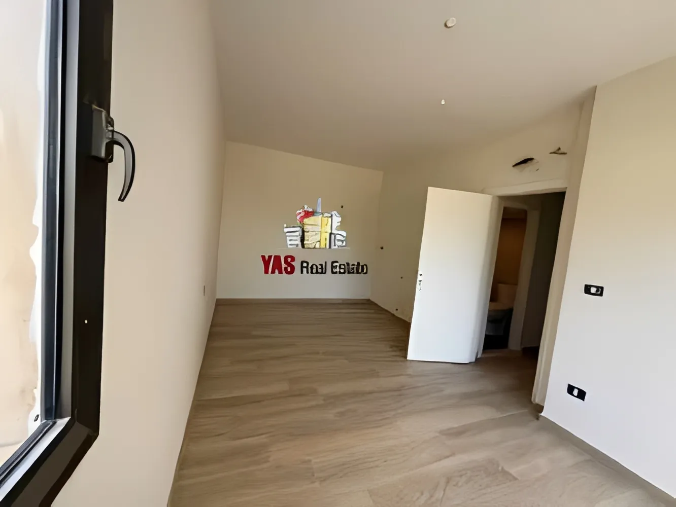 Apartment for Sale in Ballouneh