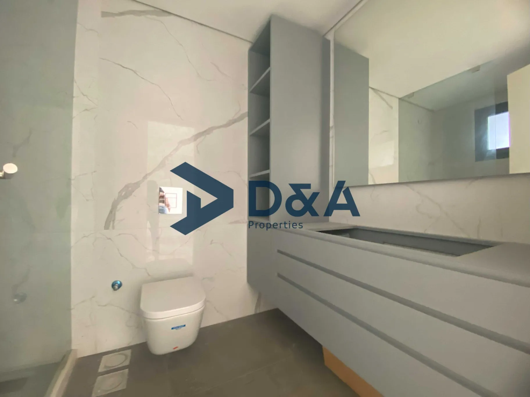 Apartment for rent in Clemenceau, Bayrut, Lebanon