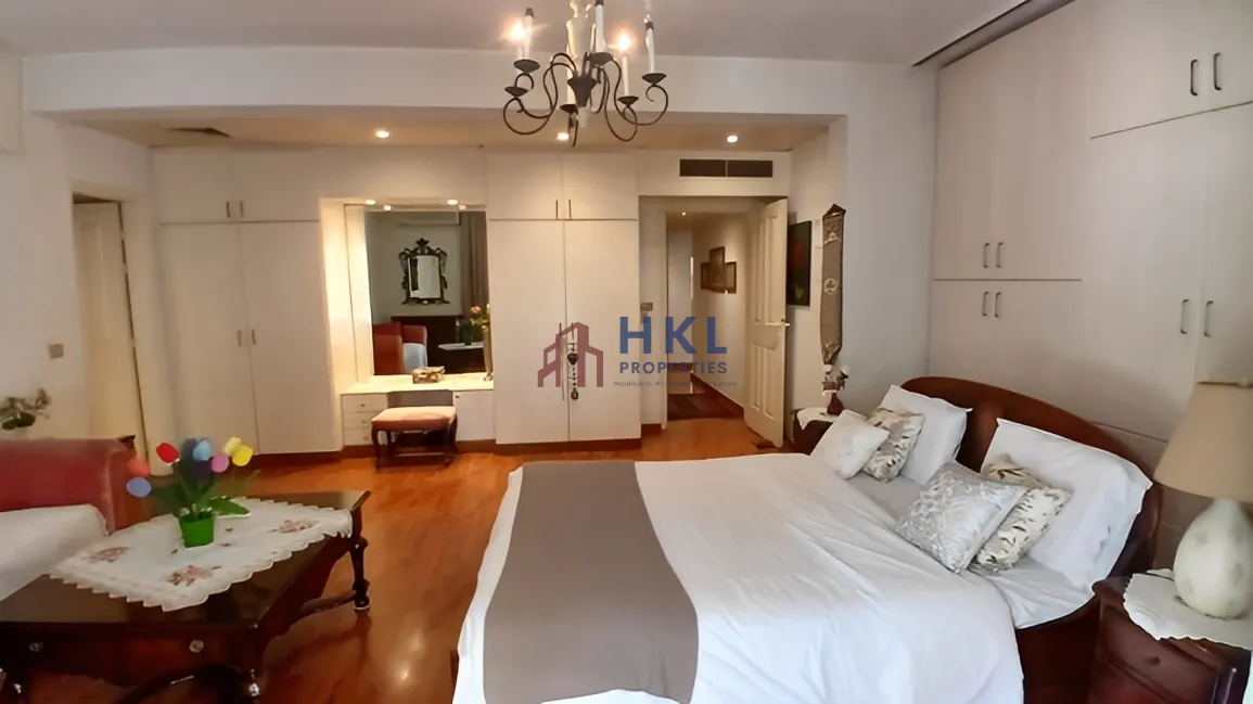 Apartment for Sale in Verdun, Bayrut, Lebanon