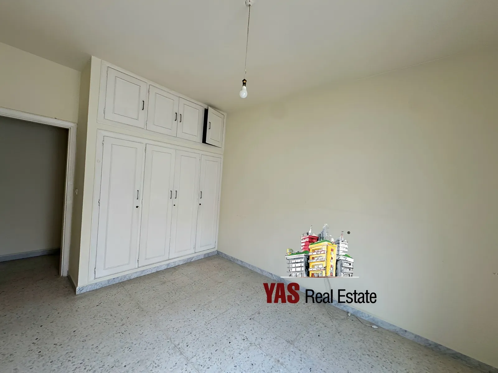 Apartment for Sale in Ballouneh