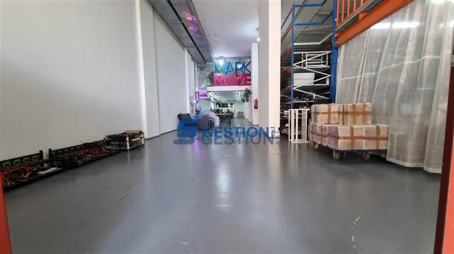 Commercial property for Rent in Jdeideh