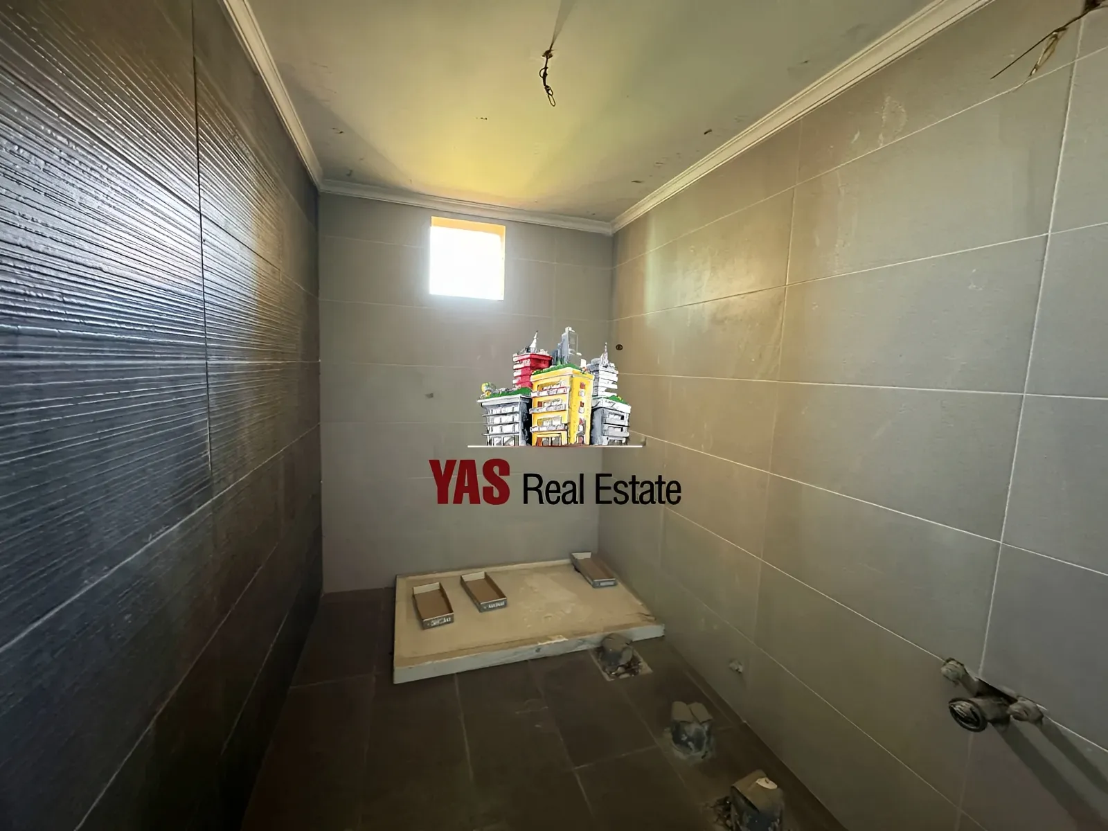 Apartment for Sale in Ballouneh