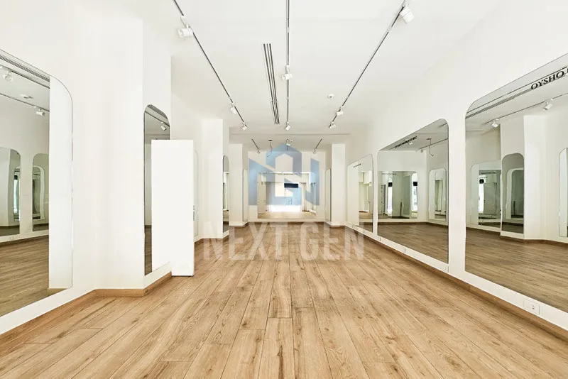 Shop for Rent in Downtown