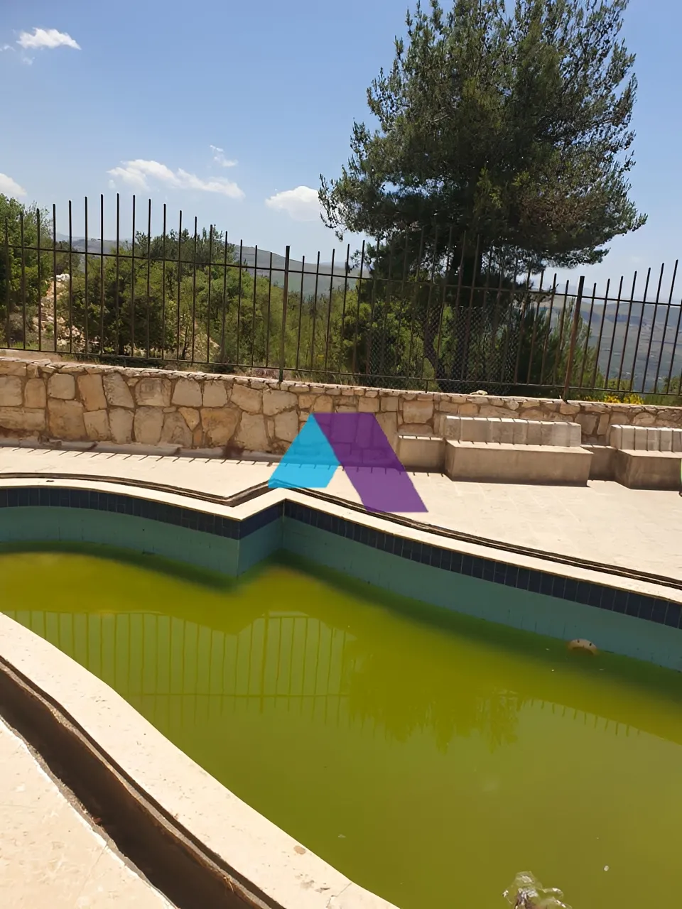 Villa for Sale in Aley - 6 bed, 7 bath