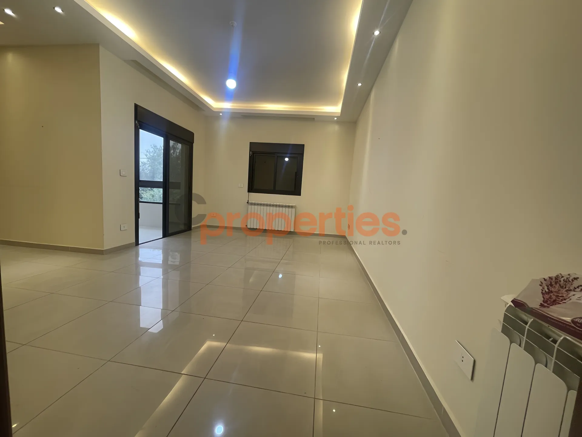 Apartment for Rent in Ajaltoun