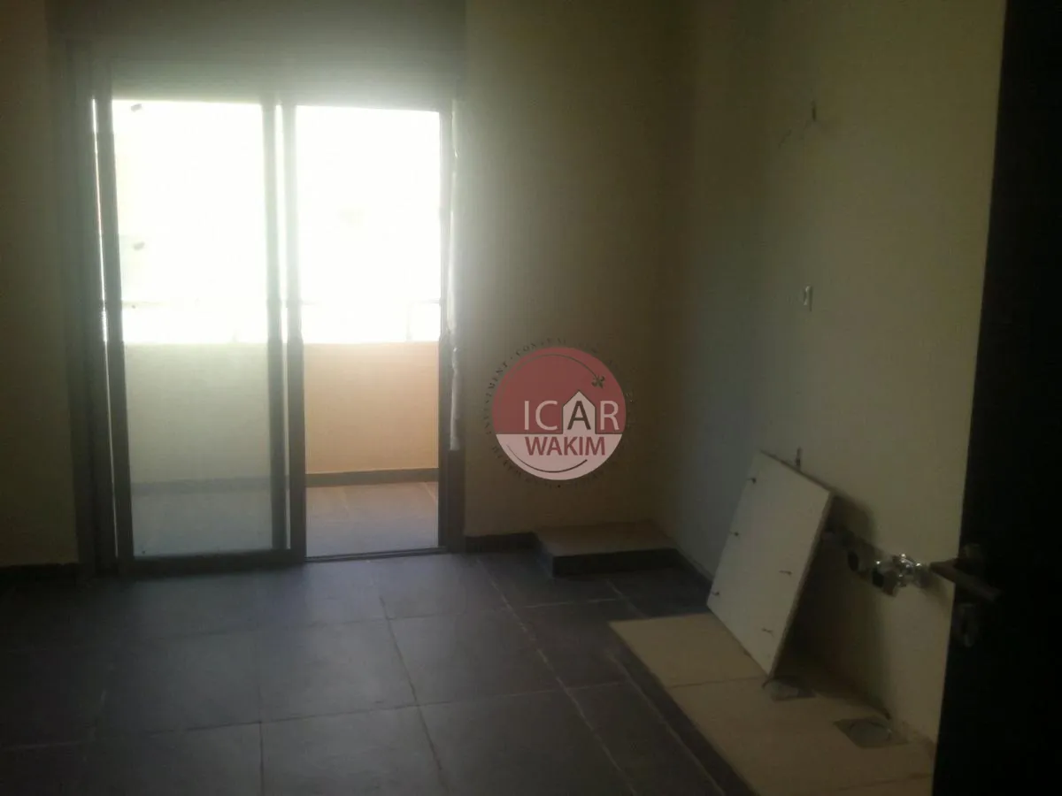 Apartment for Sale in Ballouneh