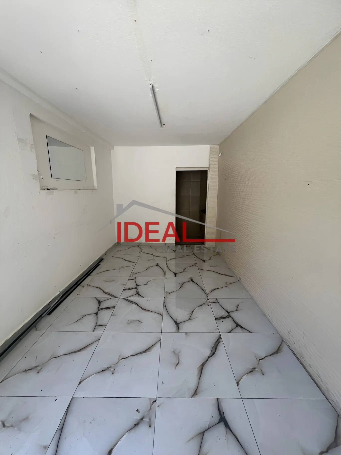 Shop for rent in Sarba, Lebanon