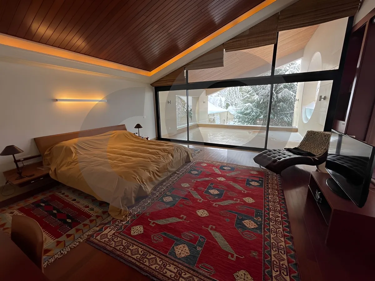 Villa for Sale in Faqra