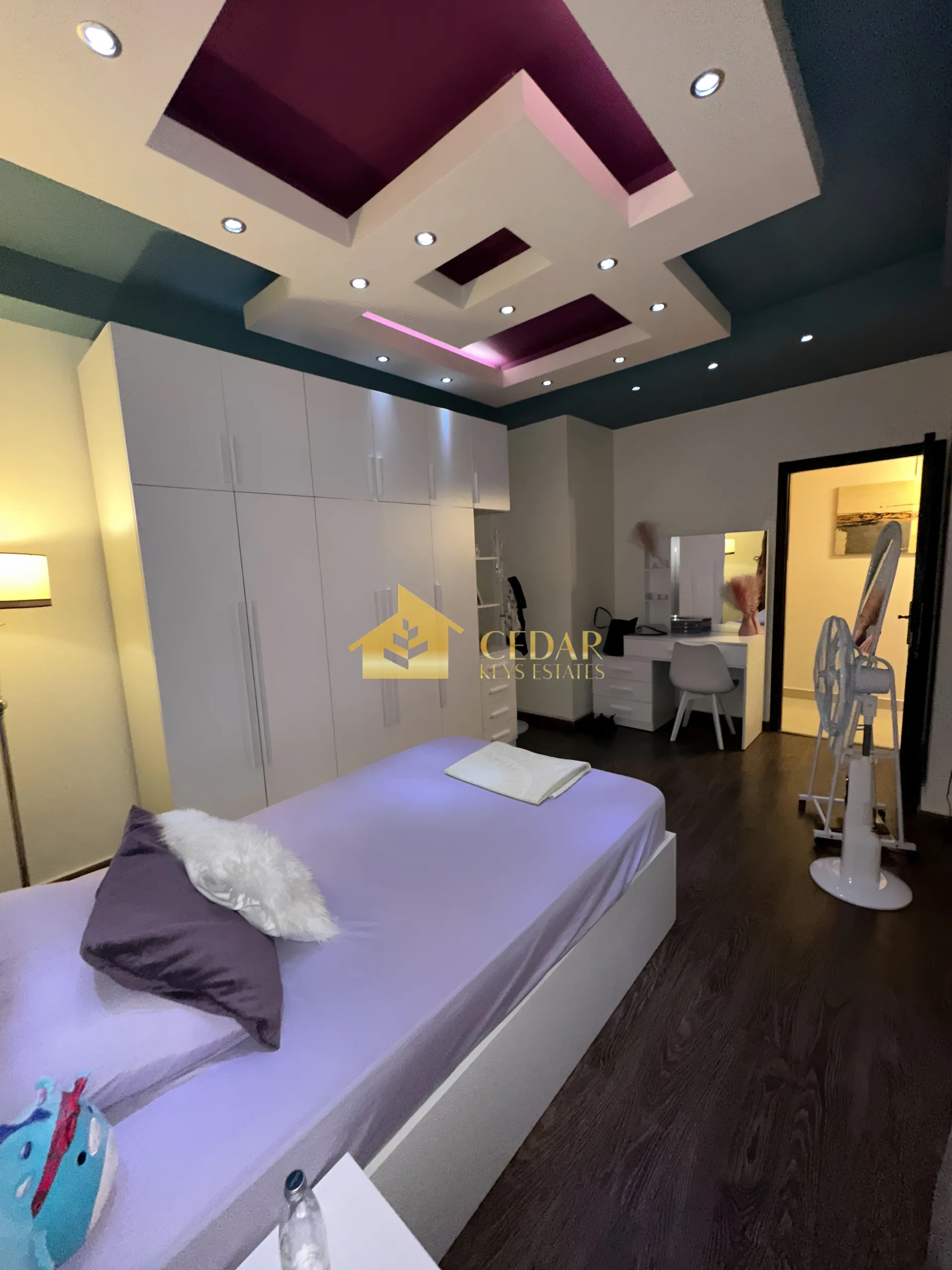 Apartment for sale in Ras Al Naba'a, Beirut, Lebanon - 3 bed, 3 bath