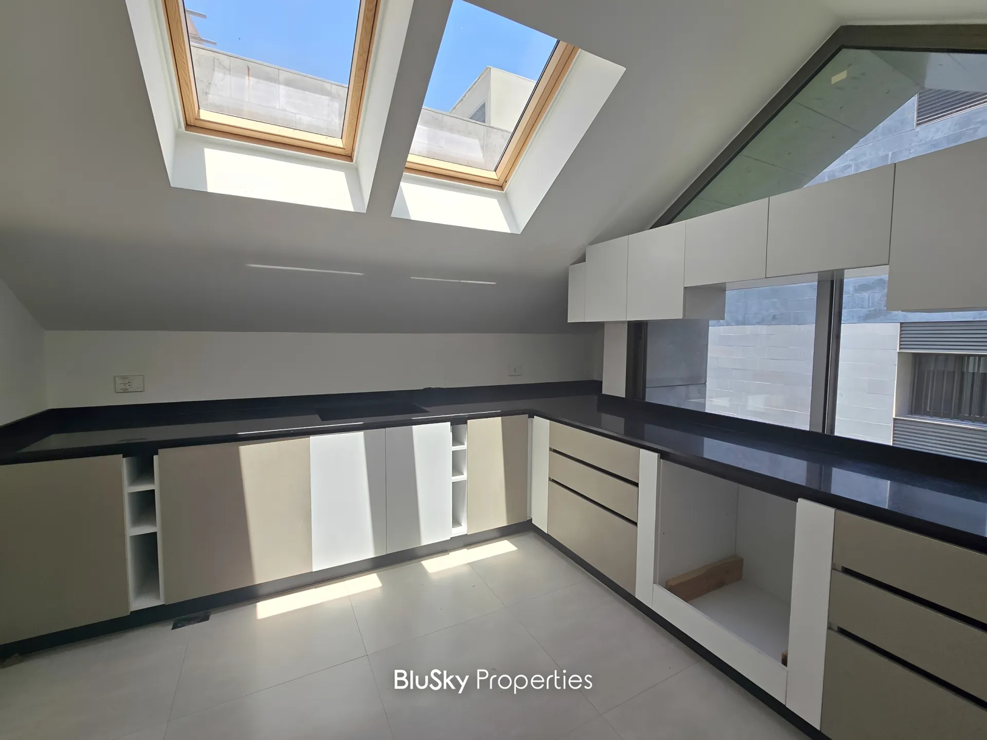 Apartment for sale in Mansourieh, lebanon - 3 bed, 4.0 bath