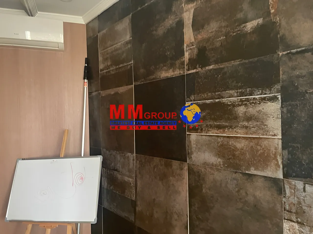 Office for Sale in Baouchriyeh