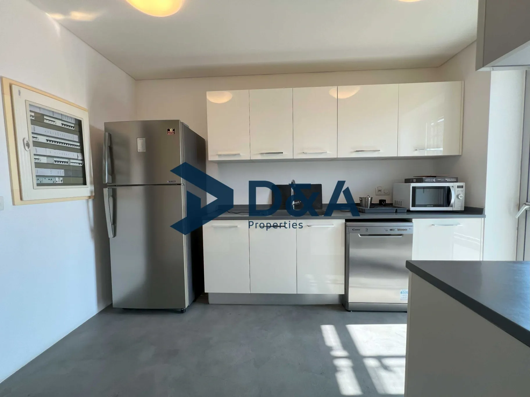 Apartment for sale in Achrafieh, Beirut, Lebanon - 3 bed, 4 bath