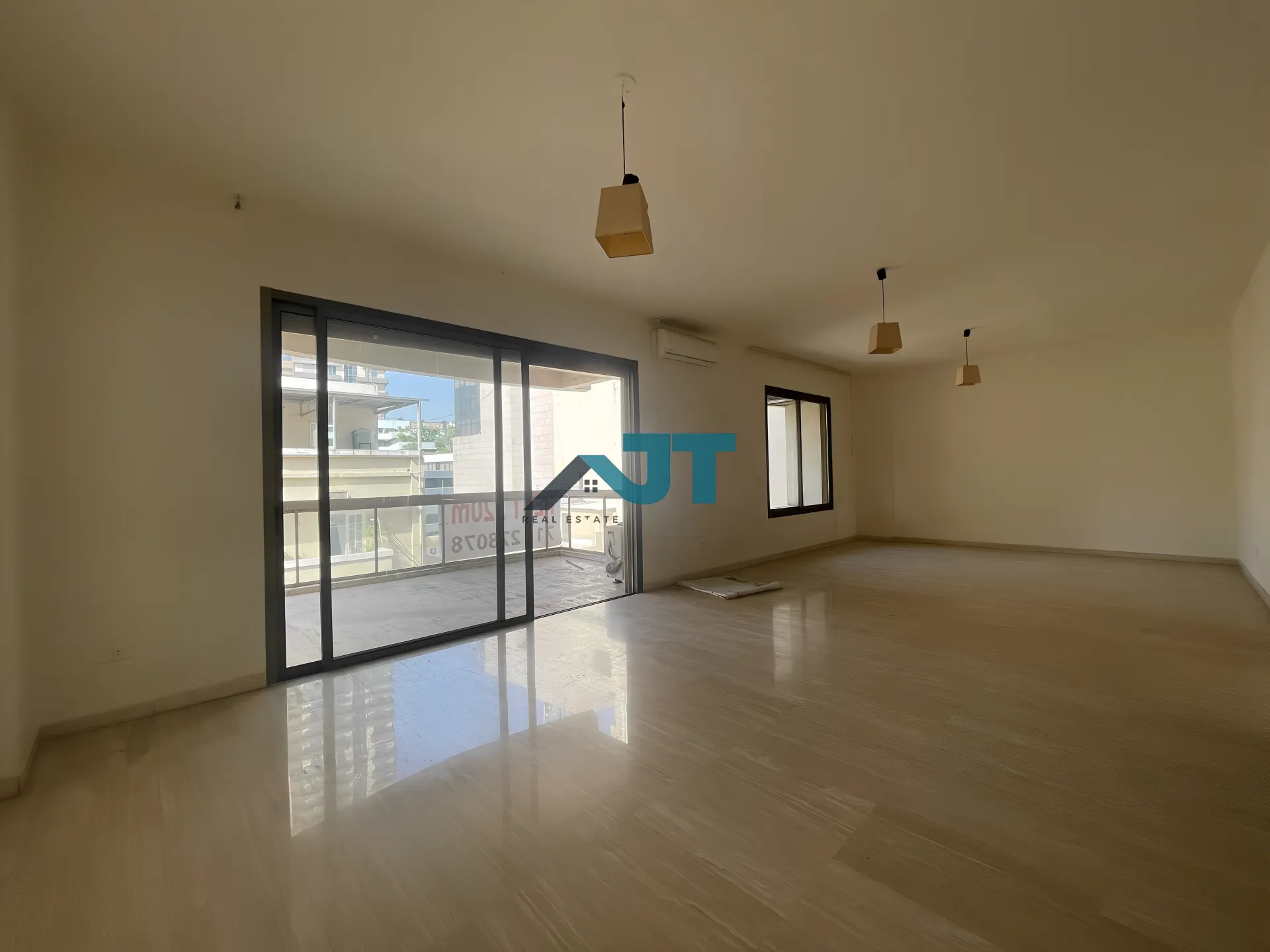 Apartment for Rent in Mar Meter, Achrafieh