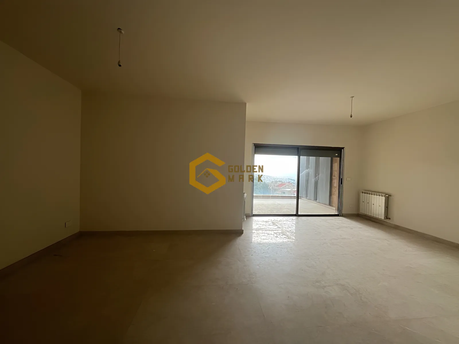 Apartment for Sale in Ballouneh