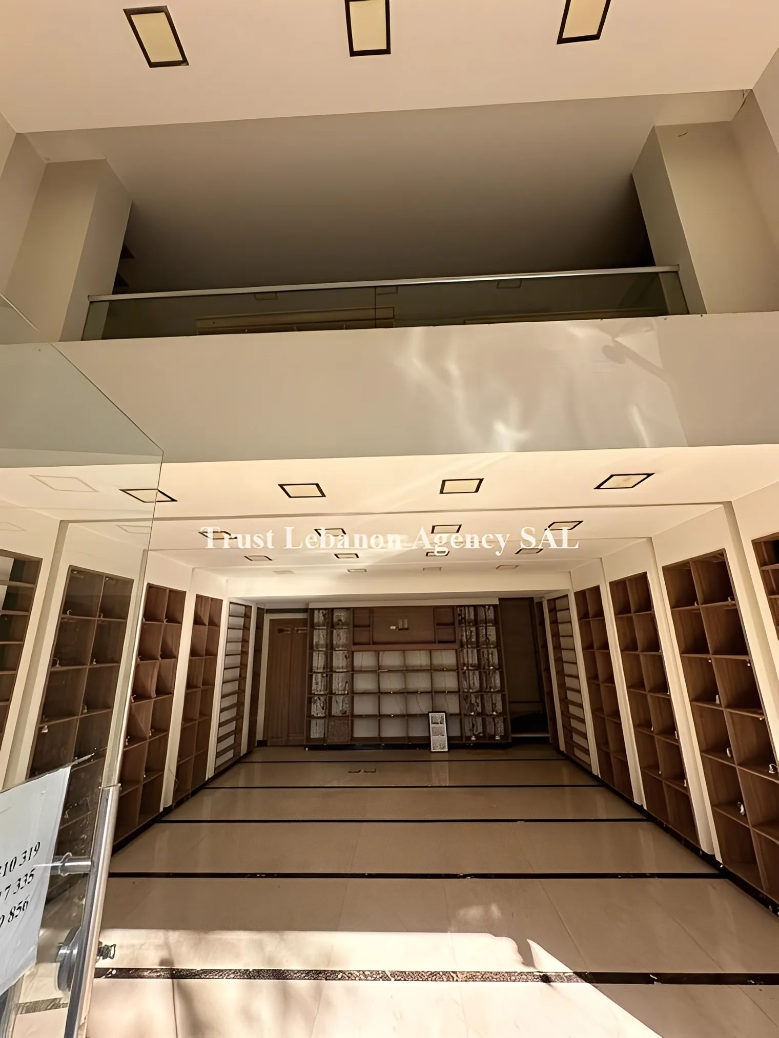Shop For Rent in Beirut, Unesco