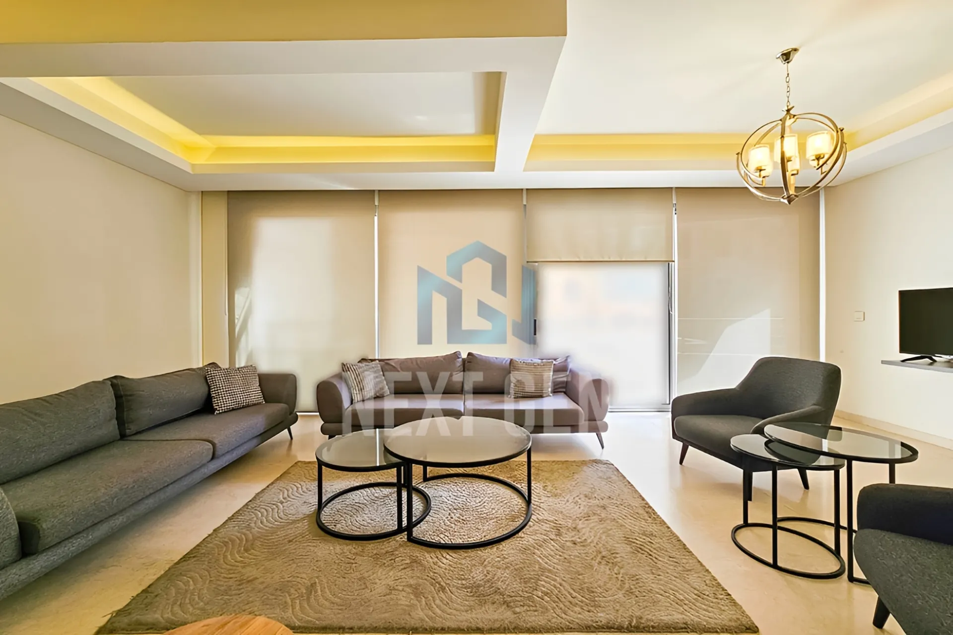 Apartment for rent in Ain Al Mraiseh, Beirut, Lebanon - 3 bed, 4 bath