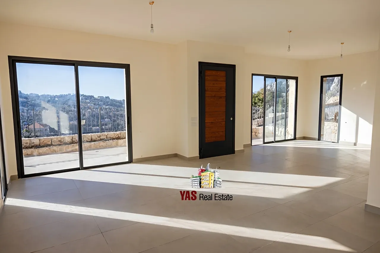 Villa for Sale in Ashqout