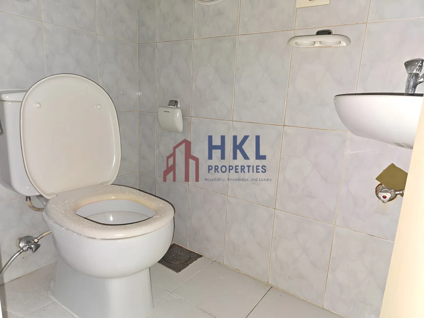 Office for rent in Hazmieh