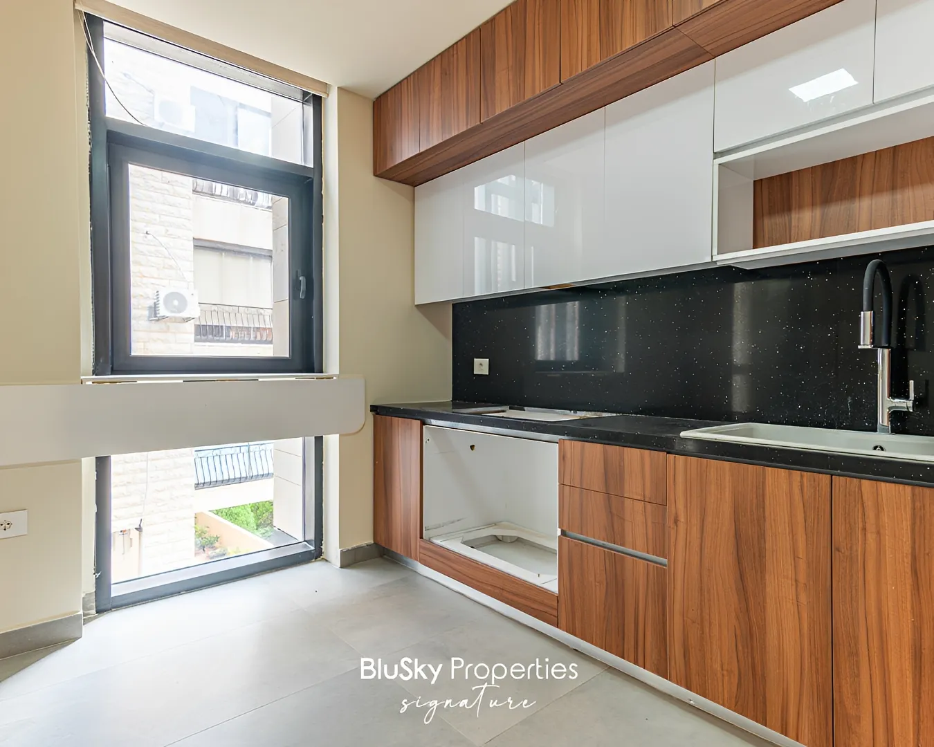 Apartment for sale in Monteverde main street، moutazah, lebanon