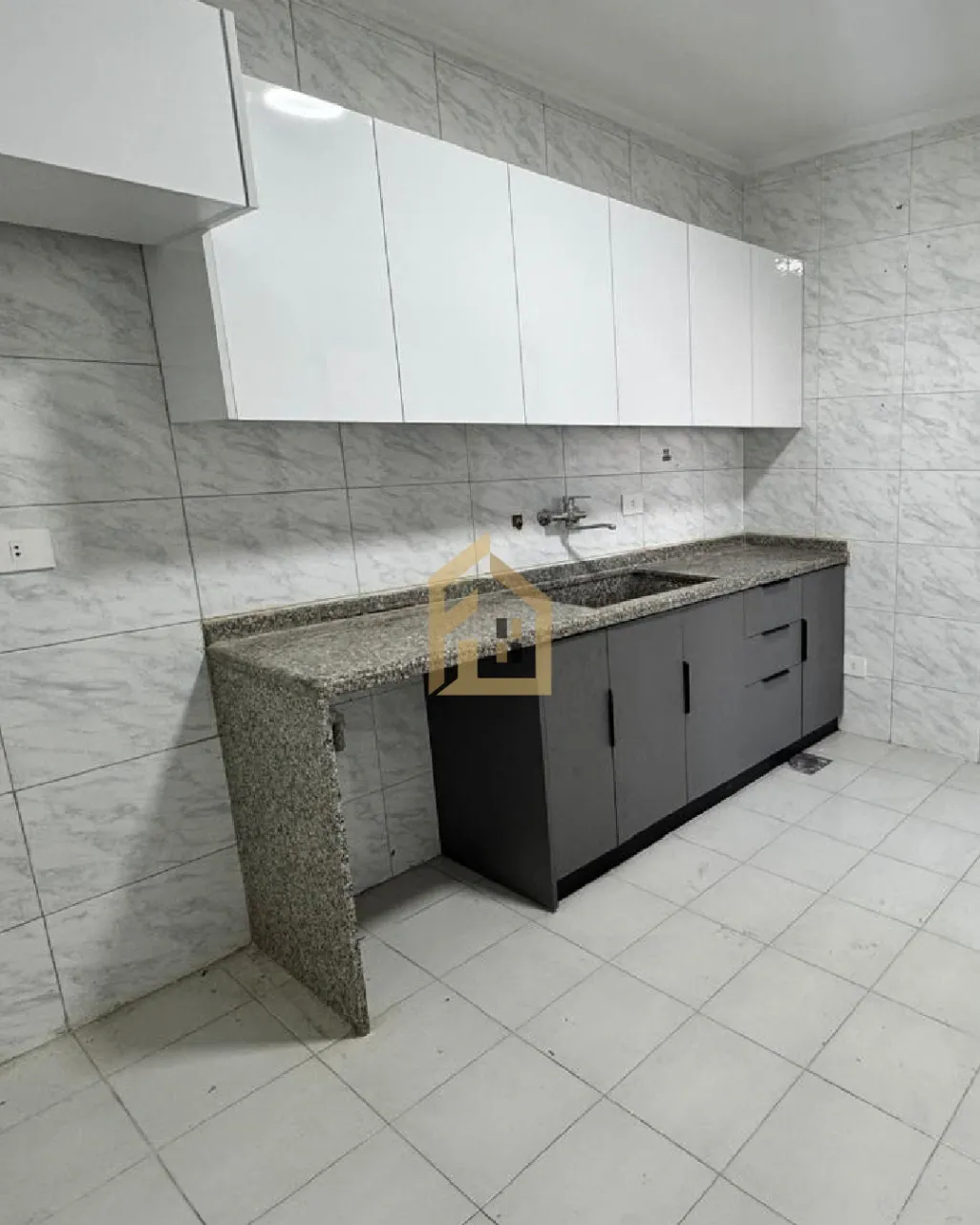 Apartment for sale in Ain El Rihaneh, Lebanon - 3 bed, 2 bath