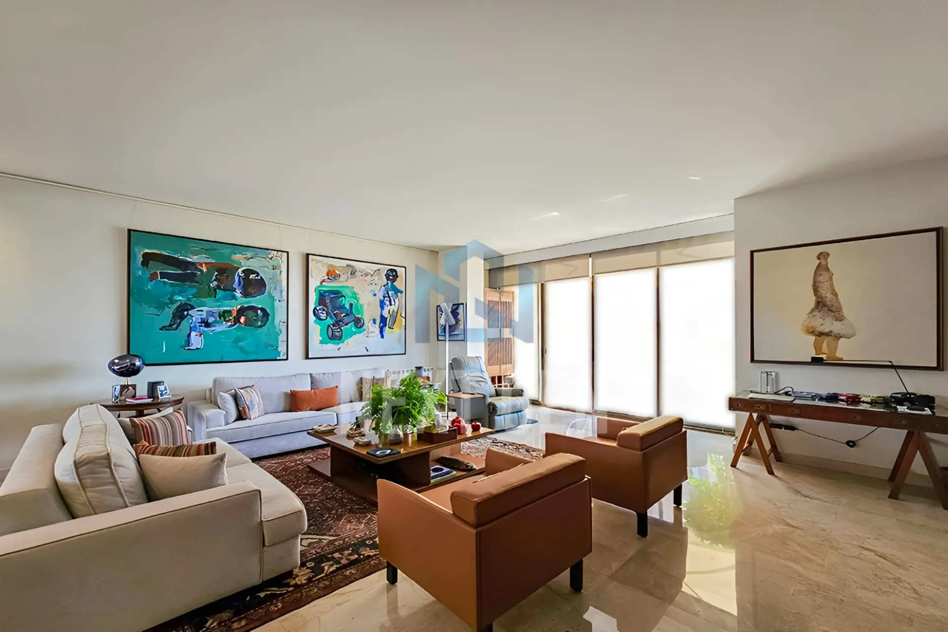 Apartment for sale in Clemenceau, Bayrut, Lebanon - 2 bed, 4 bath