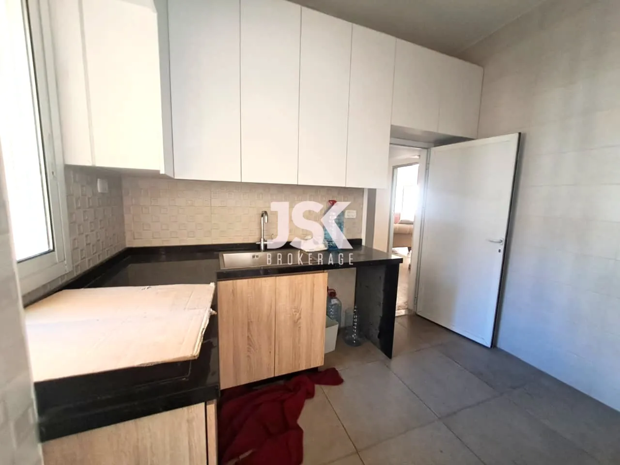 Apartment for Sale in Barbour