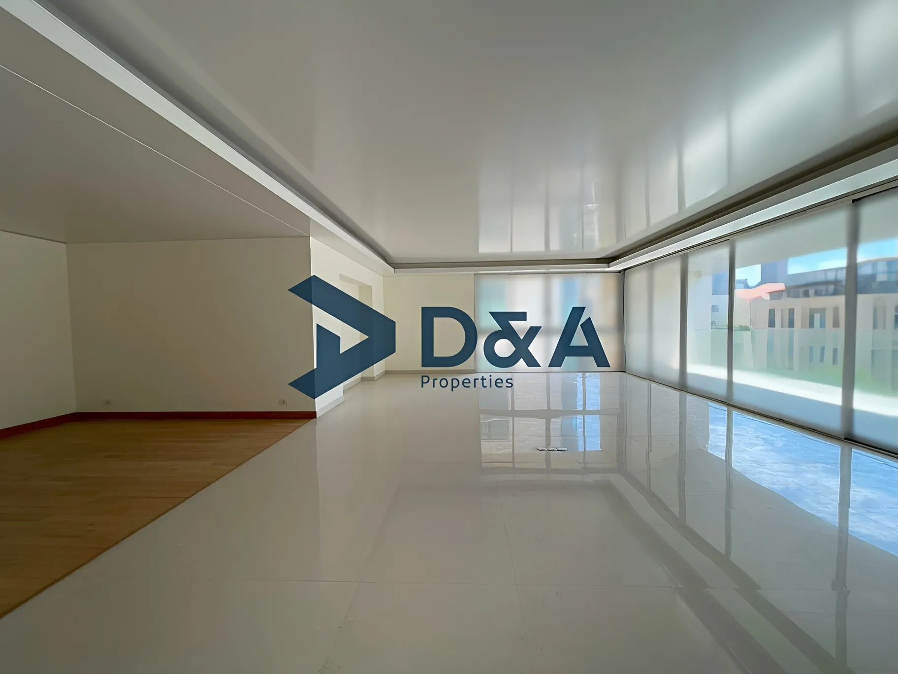 Apartment for rent in Downtown, beirut - 3 bed, 5 bath