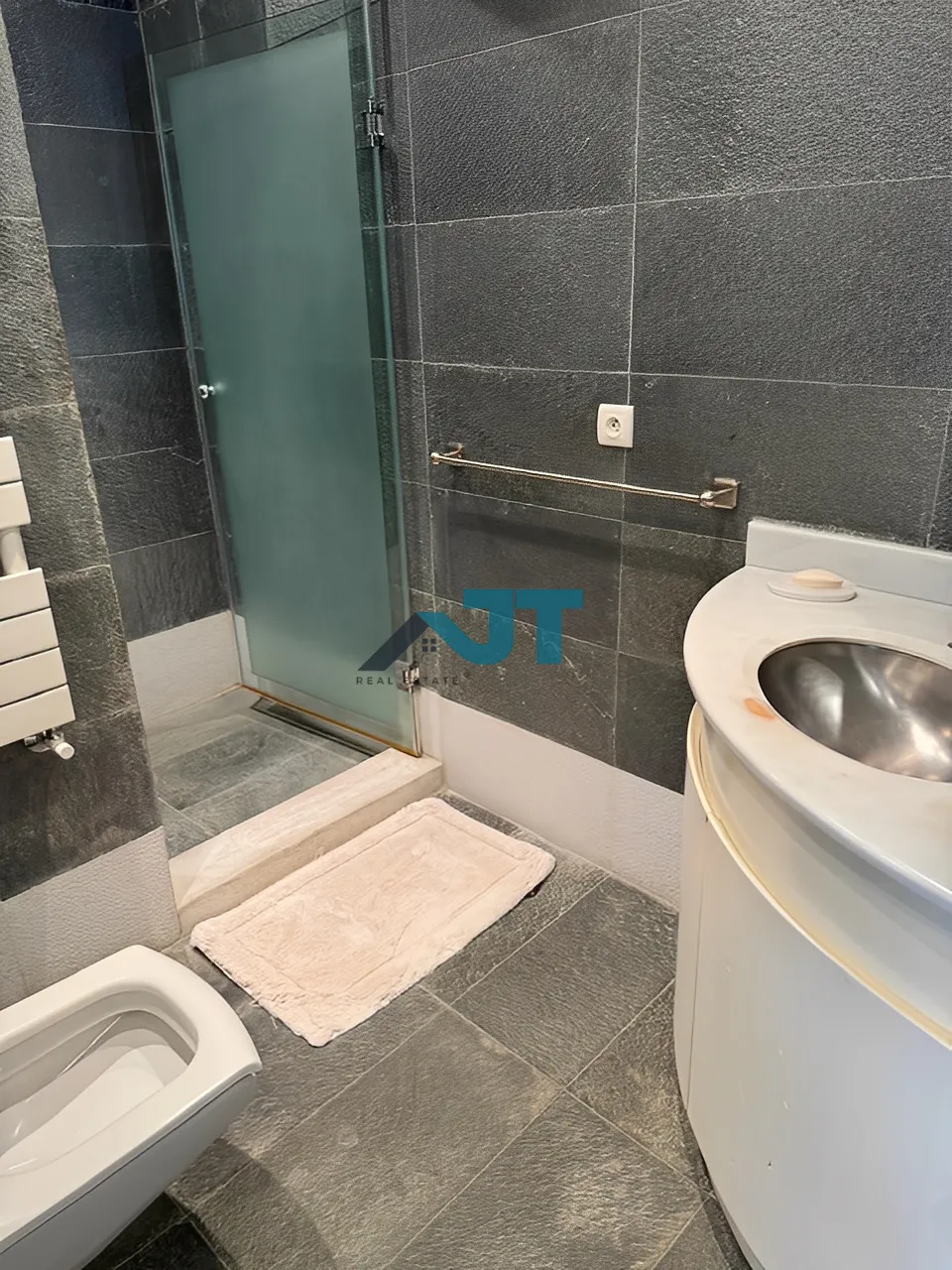 Apartment for Rent in Sursock