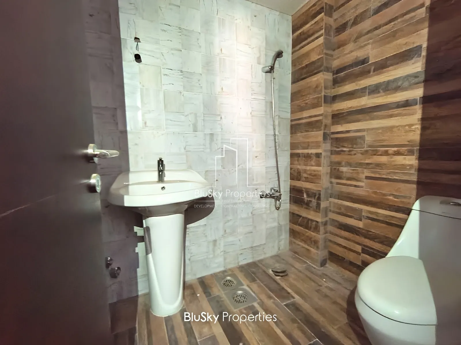 Apartment for Sale in Ghadir