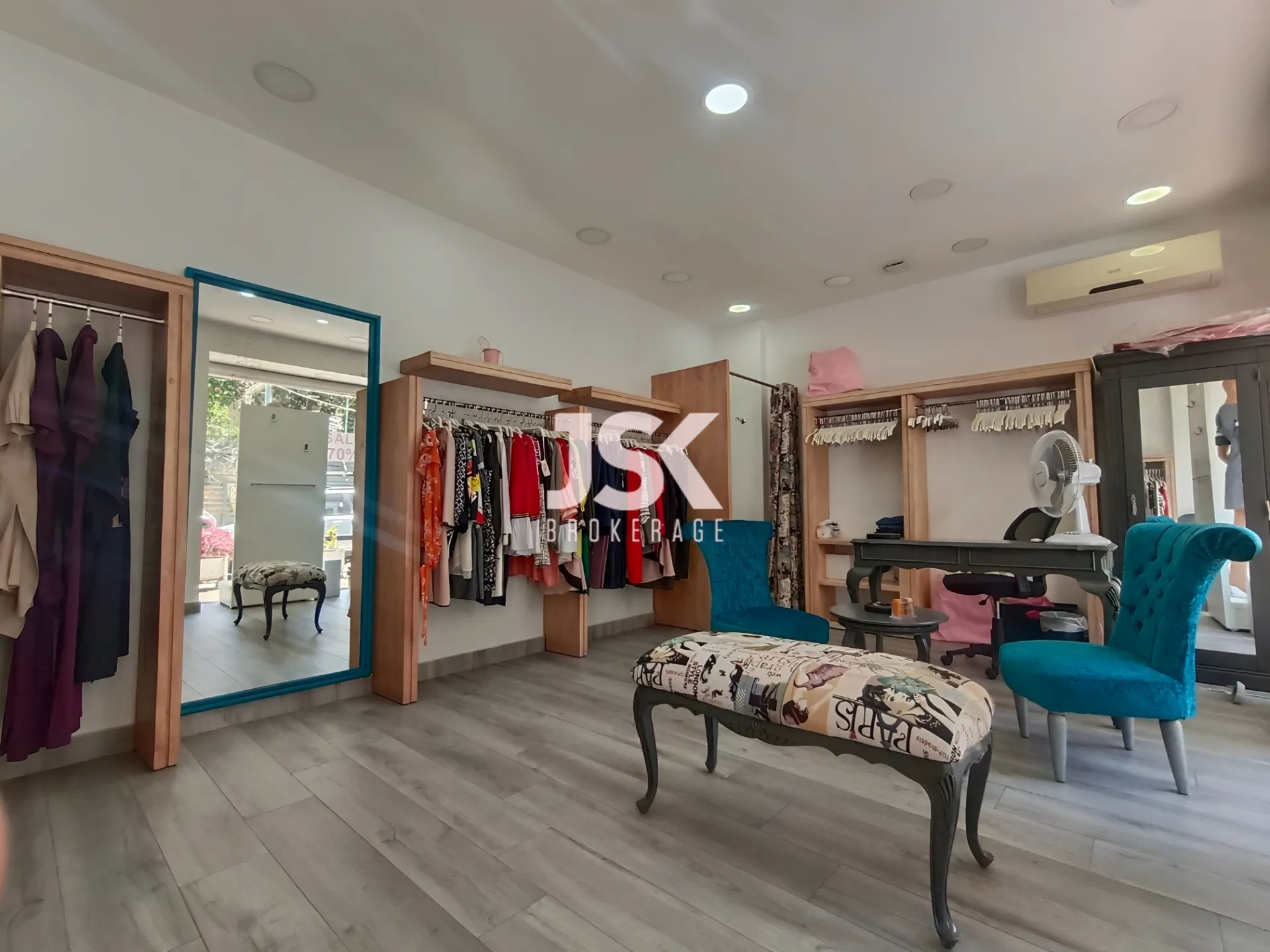 Office for Sale in Achrafieh