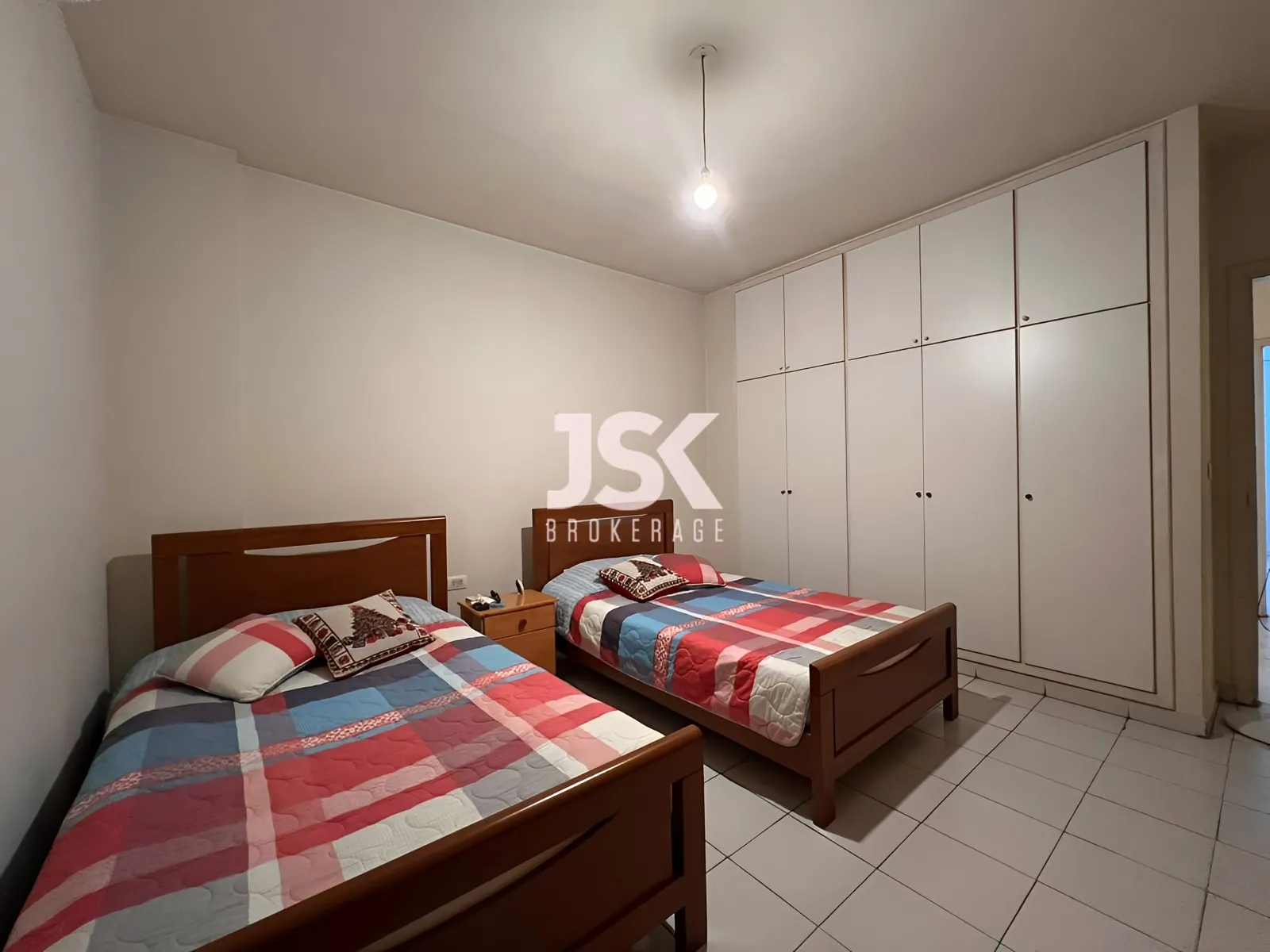 Apartment for Sale in Forn El Chebbak